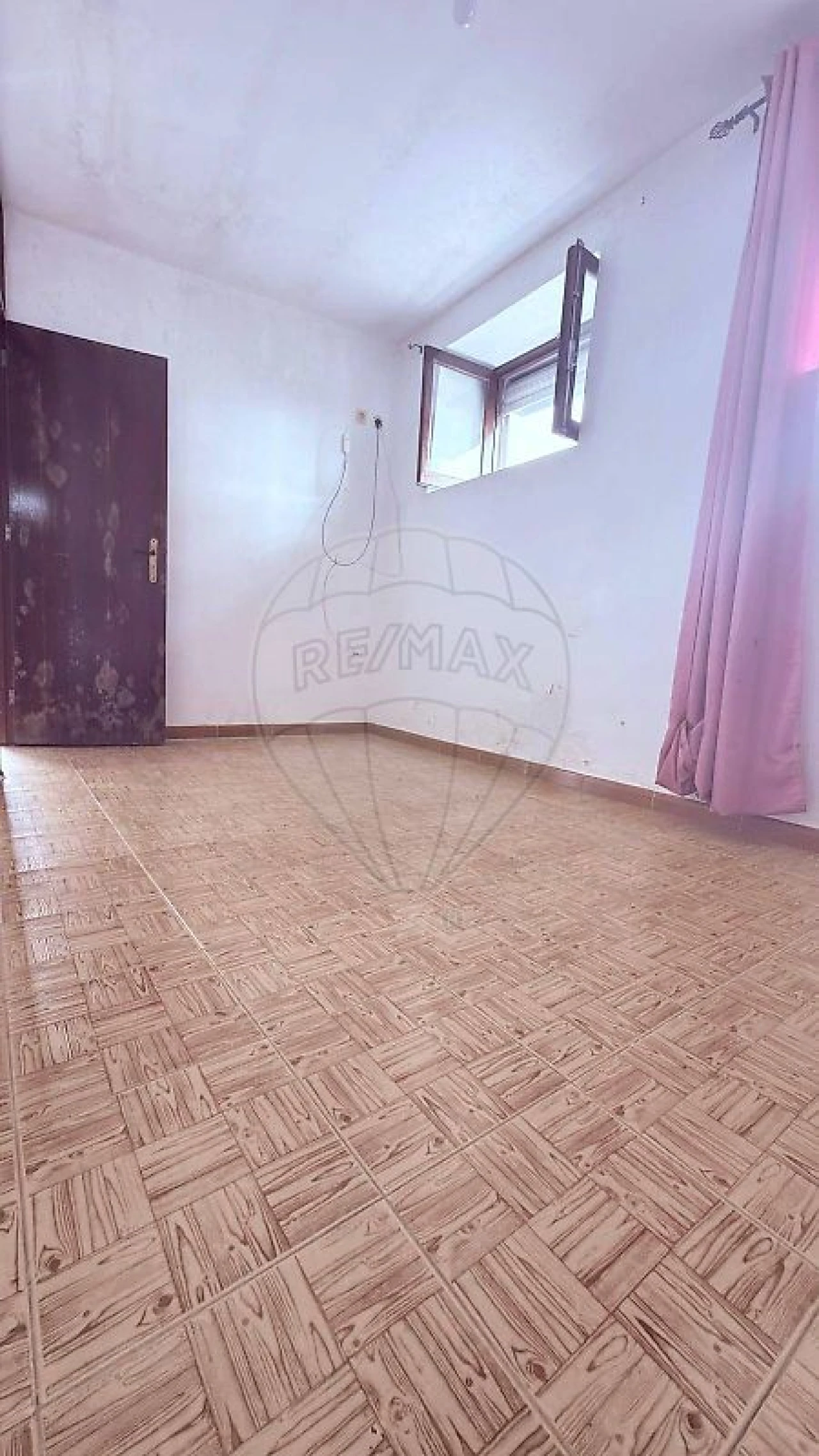Moradia T1 para Venda em Fajões Foto 5