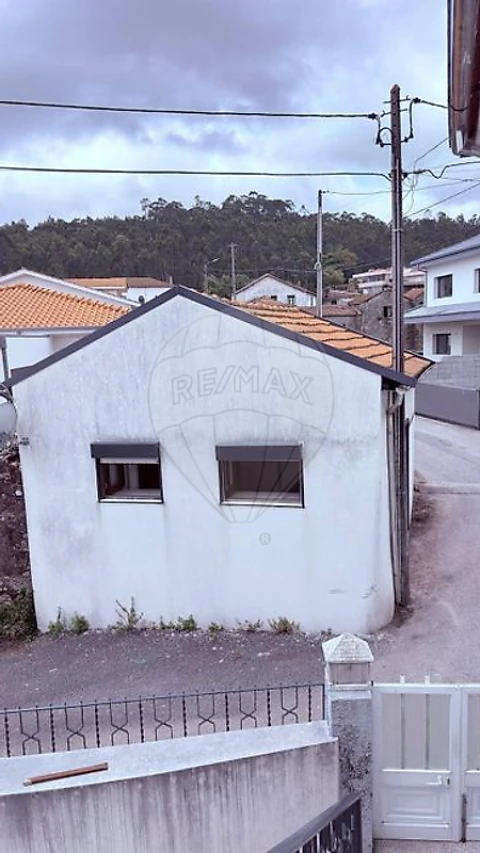 Moradia T1 para Venda em Fajões