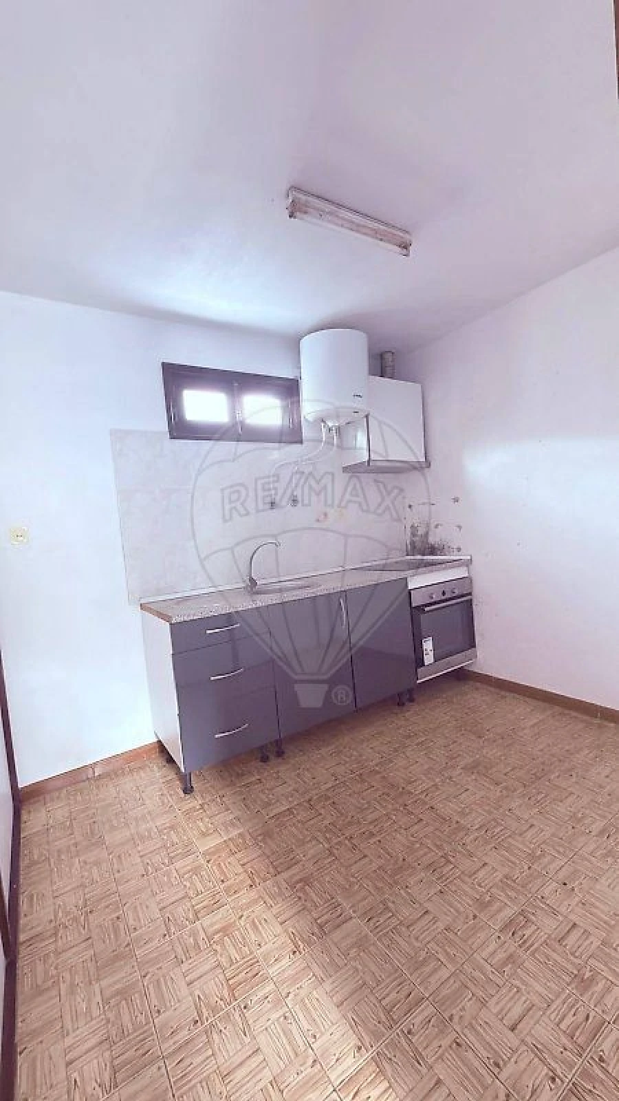Moradia T1 para Venda em Fajões Foto 11