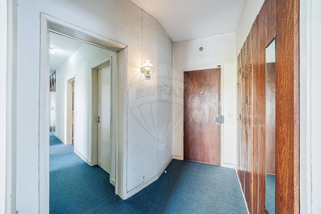 Apartamento T5 para Venda em Olivais Foto 5