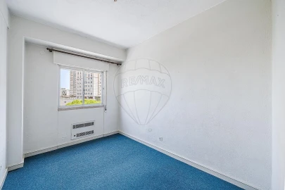 Apartamento T5 para Venda em Olivais