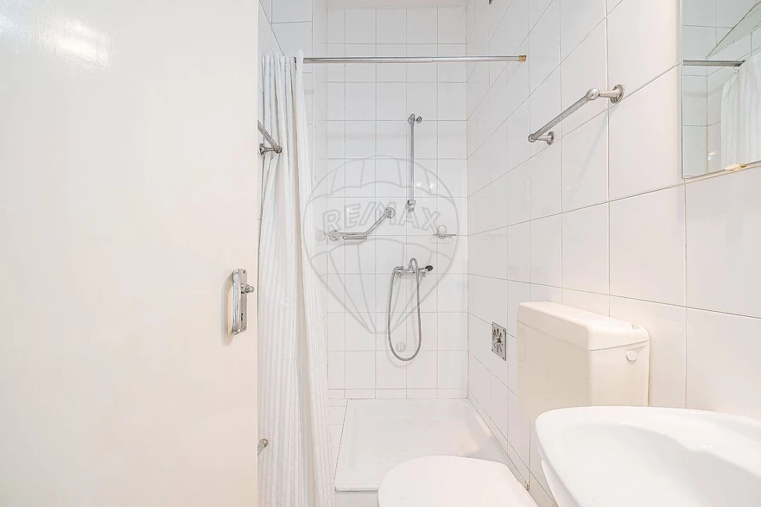 Apartamento T5 para Venda em Olivais Foto 30