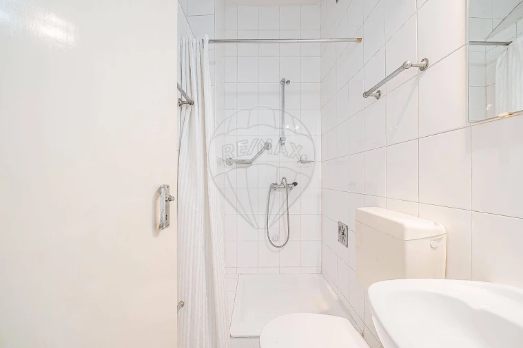 Apartamento T5 para Venda em Olivais Foto 30