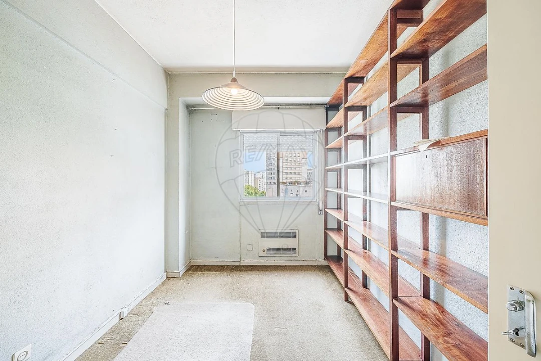 Apartamento T5 para Venda em Olivais Foto 8