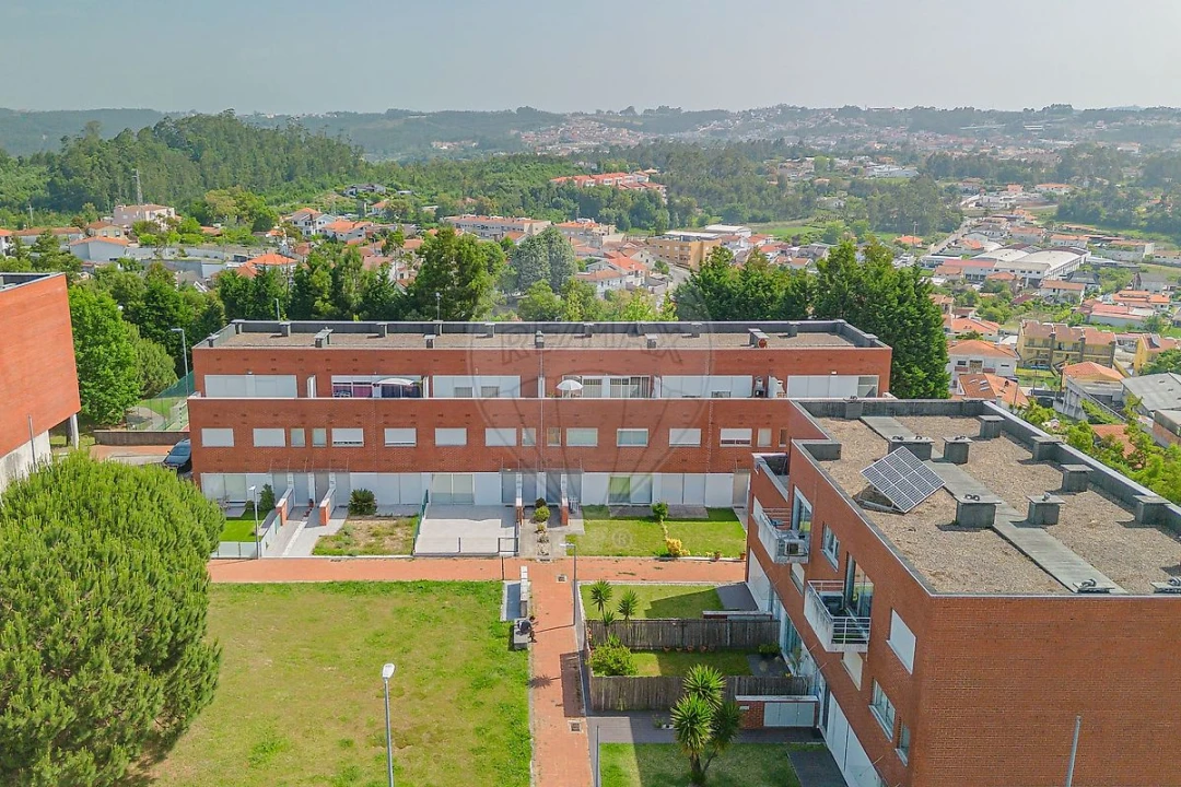 Moradia T3 para Venda em Fornos Foto 16