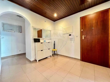 Apartamento T3 para Venda em Azambuja