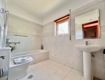 Apartamento T3 para Venda em Azambuja