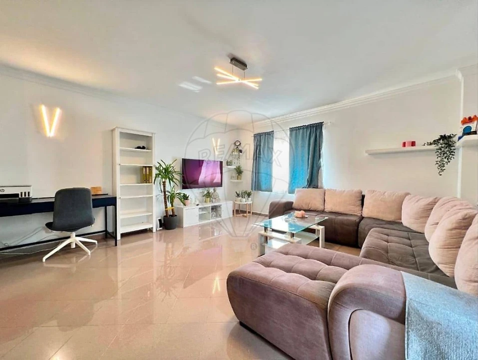 Apartamento T3 para Venda em Azambuja Foto 23