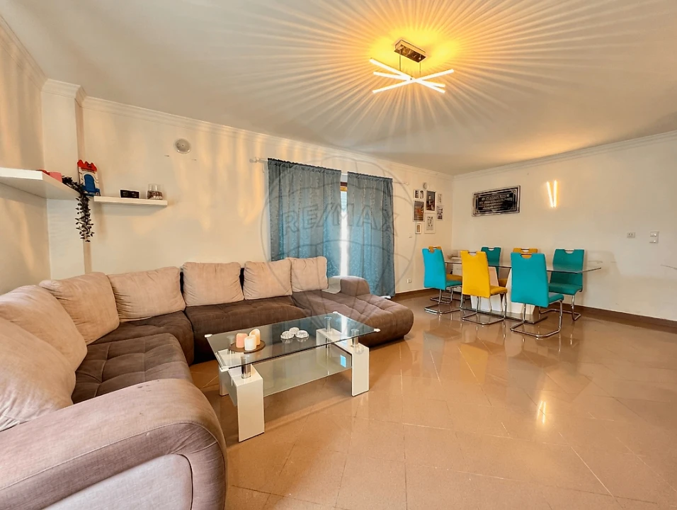 Apartamento T3 para Venda em Azambuja Foto 13