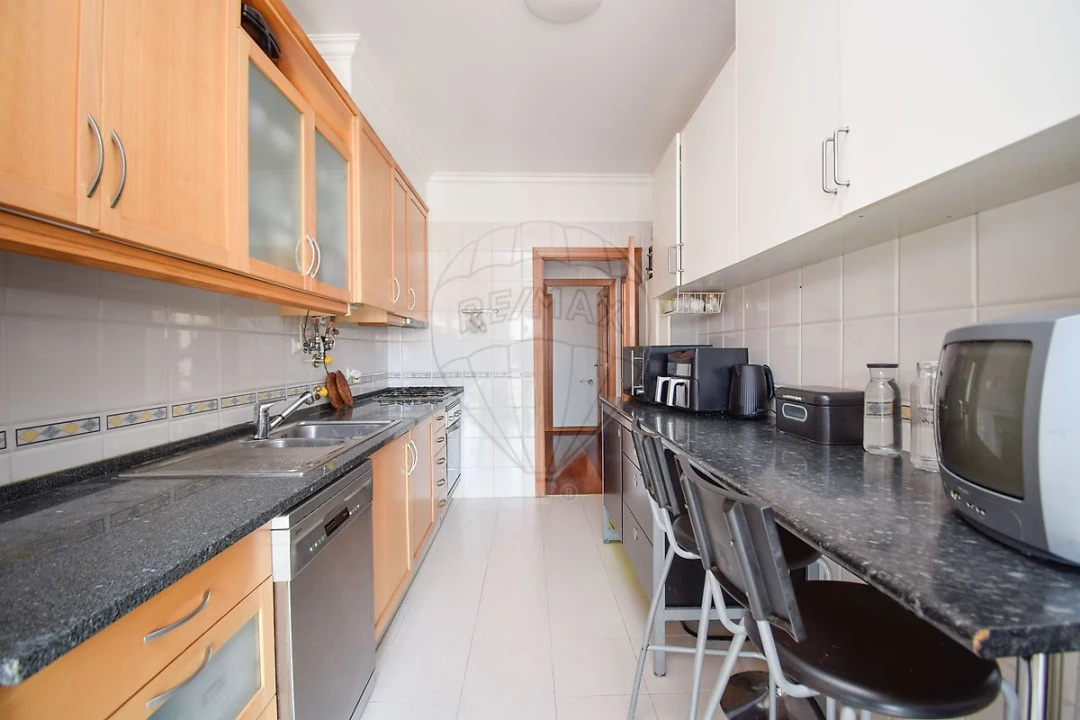 Apartamento T3 para Venda em São Domingos de Rana Foto 23