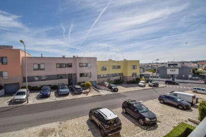 Apartamento T3 para Venda em São Domingos de Rana