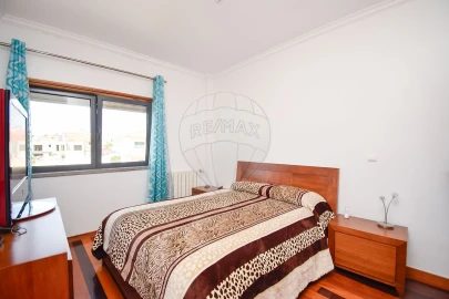 Apartamento T3 para Venda em São Domingos de Rana