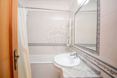 Apartamento T3 para Venda em São Domingos de Rana