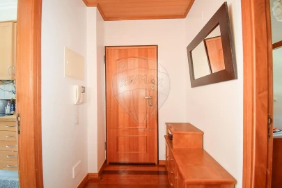 Apartamento T3 para Venda em São Domingos de Rana