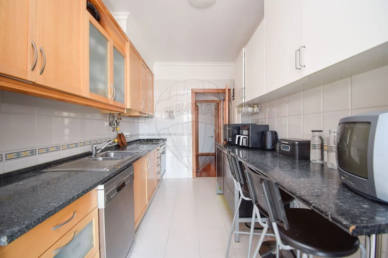 Apartamento T3 para Venda em São Domingos de Rana Foto 23