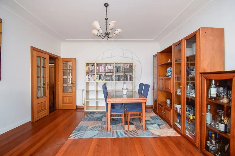 Apartamento T3 para Venda em São Domingos de Rana Foto 20