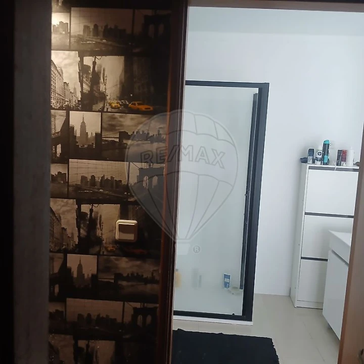 Apartamento T2 para Venda em Santo Antonio dos Olivais Foto 9