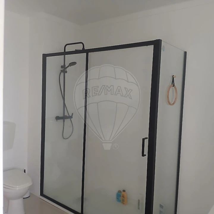 Apartamento T2 para Venda em Santo Antonio dos Olivais Foto 10