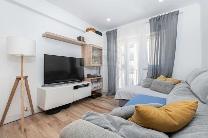 Apartamento T2 para Venda em São Domingos de Benfica