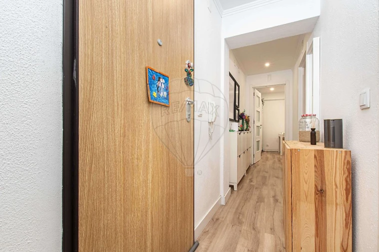 Apartamento T2 para Venda em São Domingos de Benfica Foto 15