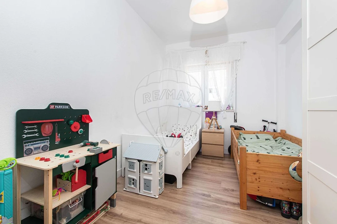Apartamento T2 para Venda em São Domingos de Benfica Foto 6