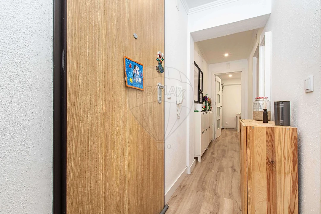 Apartamento T2 para Venda em São Domingos de Benfica Foto 15