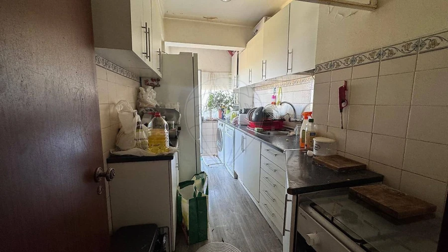 Apartamento T1 para Venda em Cacém e São Marcos Foto 8