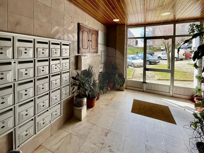Apartamento T2 para Venda em Cacém e São Marcos Foto 7
