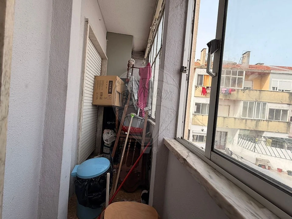 Apartamento T3 para Venda em Rio de Mouro Foto 4