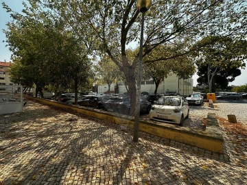 Negócio para Arrendamento em Carcavelos e Parede