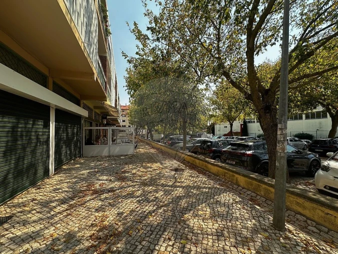 Negócio para Arrendamento em Carcavelos e Parede Foto 8