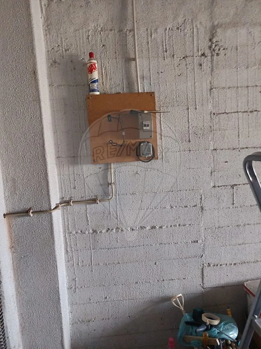 Garagem para Venda em Massamá e Monte Abraão Foto 7