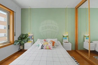 Apartamento T2 para Venda em Campanhã