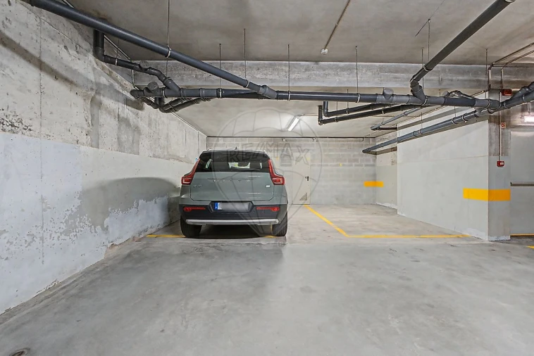 Apartamento T2 para Venda em Campanhã Foto 33