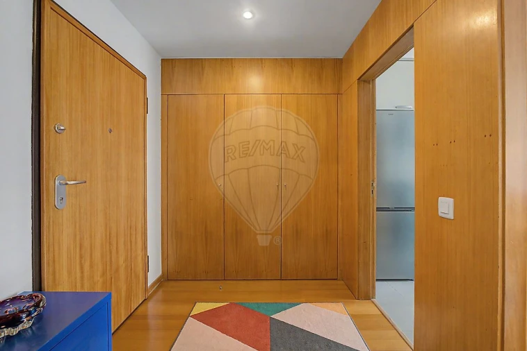 Apartamento T2 para Venda em Campanhã Foto 10