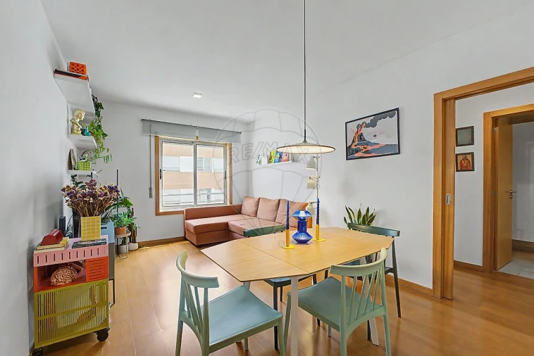 Apartamento T2 para Venda em Campanhã Foto 29