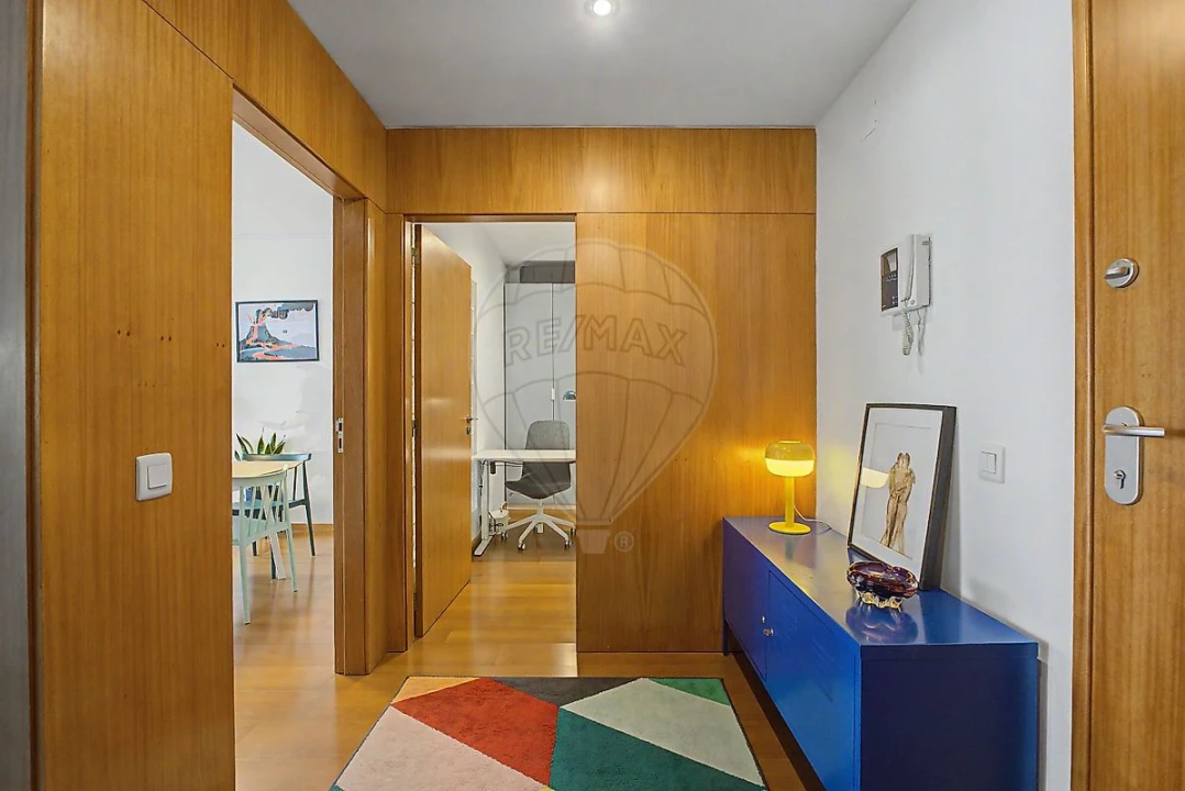 Apartamento T2 para Venda em Campanhã Foto 9