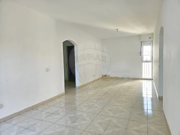 Apartamento T2 para Venda em Corroios