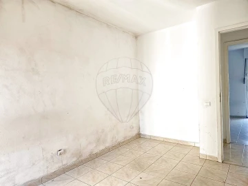 Apartamento T2 para Venda em Corroios