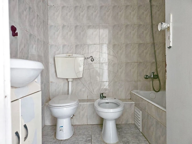 Apartamento T2 para Venda em Corroios Foto 17