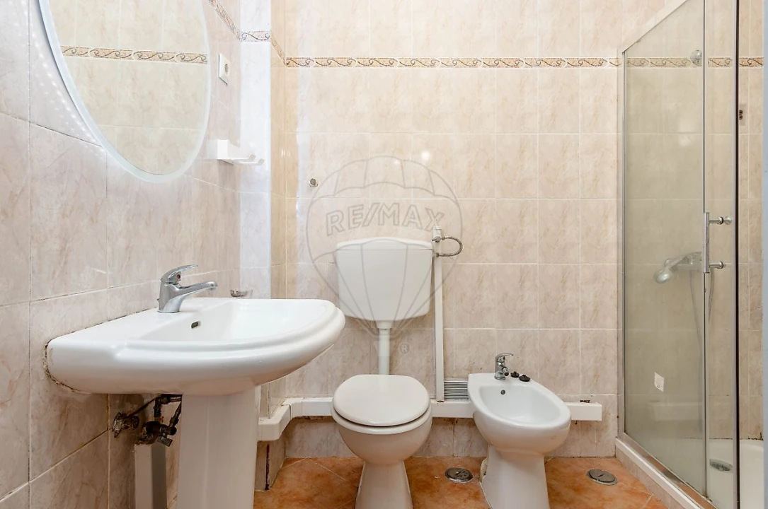 Apartamento T3 para Venda em Caparica e Trafaria Foto 5