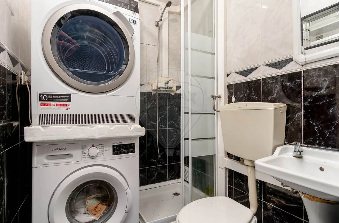 Apartamento T3 para Venda em Caparica e Trafaria Foto 4
