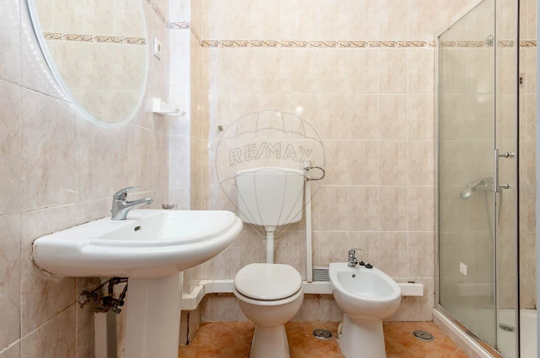 Apartamento T3 para Venda em Caparica e Trafaria Foto 5
