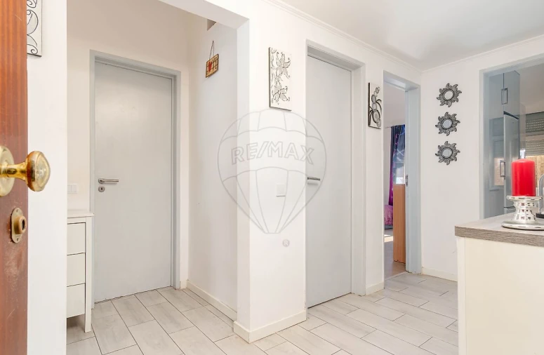 Apartamento T3 para Venda em Caparica e Trafaria Foto 6