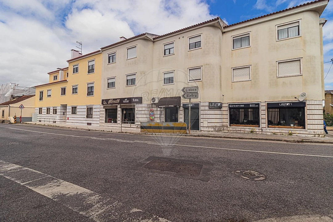 Apartamento T3 para Venda em Almargem do Bispo, Pêro Pinheiro e Montelavar Foto 24