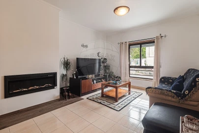 Apartamento T3 para Venda em Almargem do Bispo, Pêro Pinheiro e Montelavar
