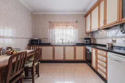 Apartamento T3 para Venda em Almargem do Bispo, Pêro Pinheiro e Montelavar