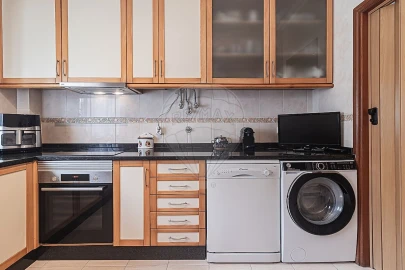 Apartamento T3 para Venda em Almargem do Bispo, Pêro Pinheiro e Montelavar