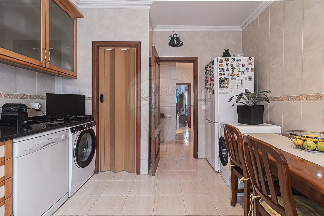 Apartamento T3 para Venda em Almargem do Bispo, Pêro Pinheiro e Montelavar Foto 6