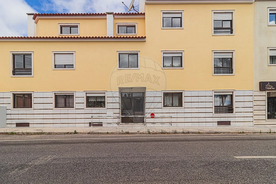 Apartamento T3 para Venda em Almargem do Bispo, Pêro Pinheiro e Montelavar Foto 23